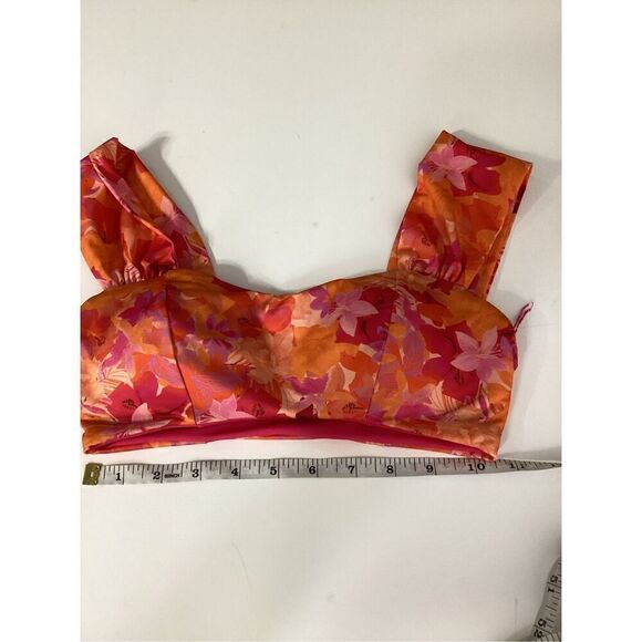 New. L*SPACE floral bikini top. XS. Retails $114 - Picture 6 of 6
